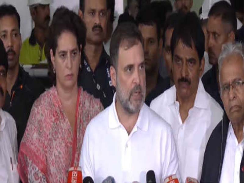 Priyanka and Rahul visit the Wayanad landslide area.