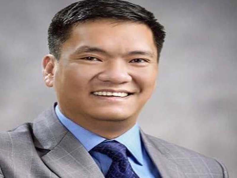 Khandu lauds Team NIMAS for successfully ascending Arunachal’s untamed mountain.