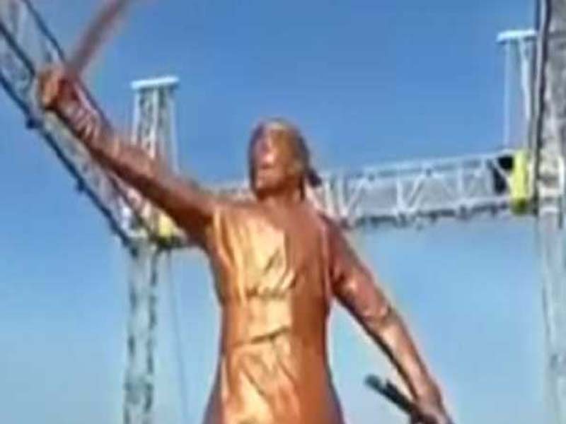 Investigating the collapse of the Chhatrapati Shivaji Maharaj statue is a joint panel.