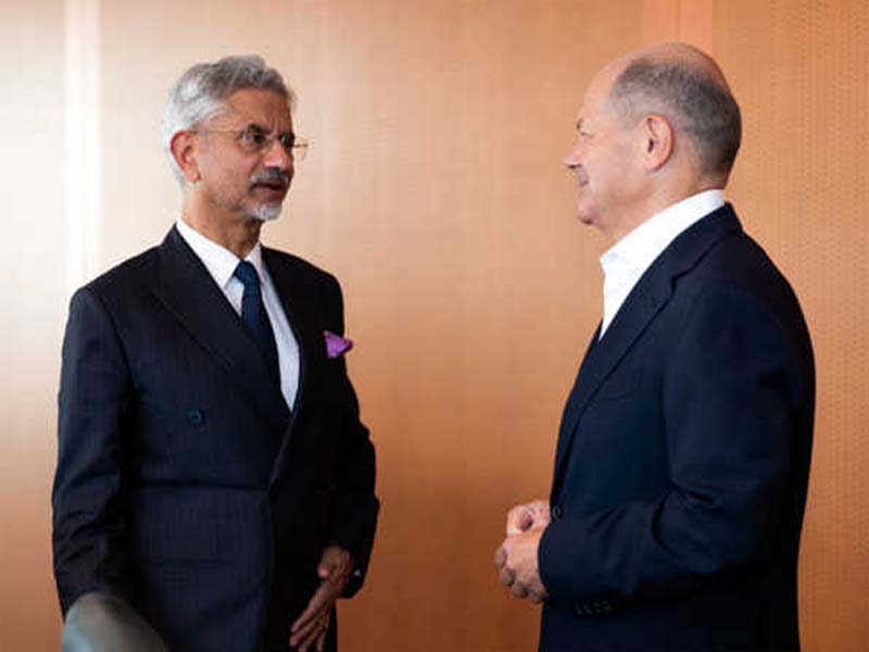EAM meets German Chancellor Olaf Scholz, reiterates PM’s request to visit India