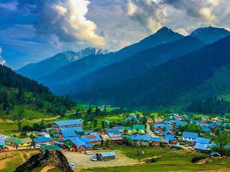 Aru Village in Pahalgam Wins Best Tourism Village Award