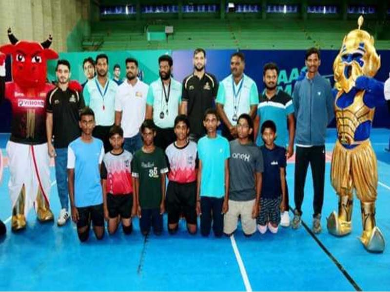 PKL Stars Motivate Young Kabaddi Players at SFA Championships