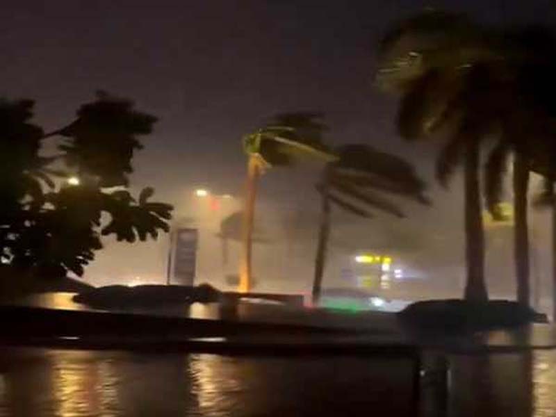 Hurricane Milton Sweeps Through Florida, Leaving at Least 9 Dead