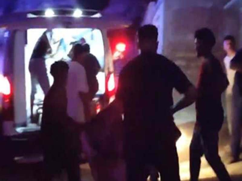 An Israeli attack in central Gaza lost six lives.