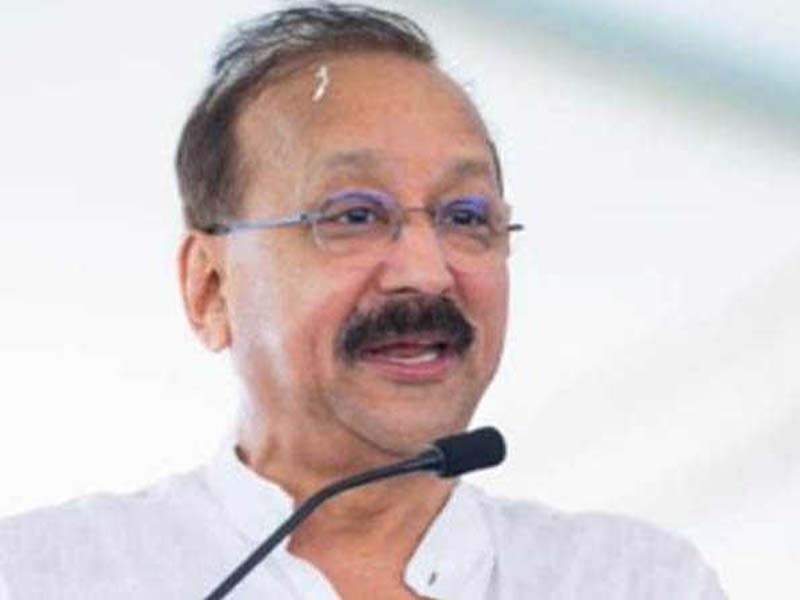 Five more are being held in the Baba Siddique murder case.