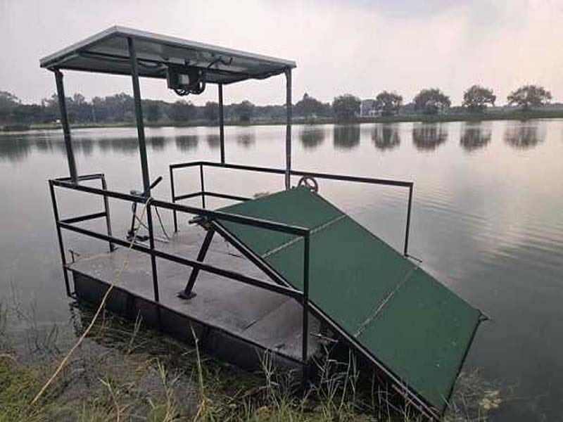 ICRISAT Wins Grant for Solar-Powered Water Hyacinth Harvester