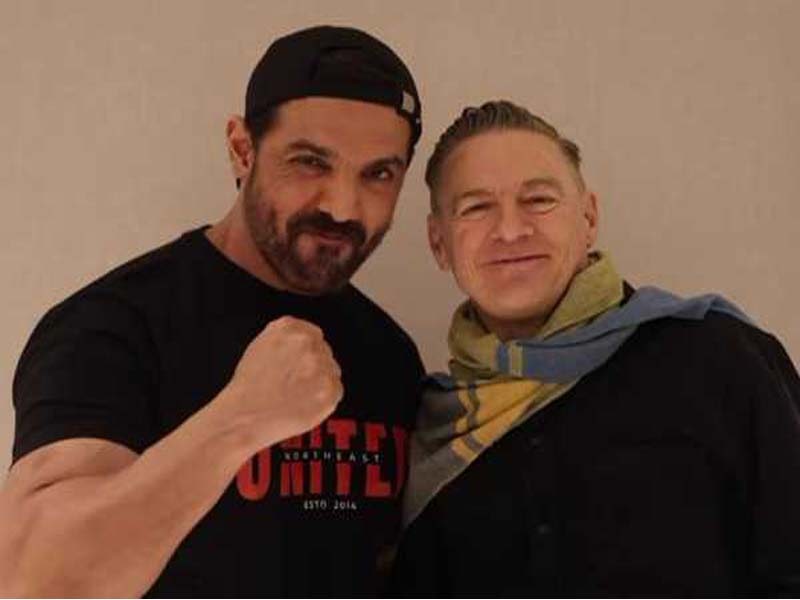 John Abraham Urges Fans to Join Bryan Adams’ Multi-City Tour