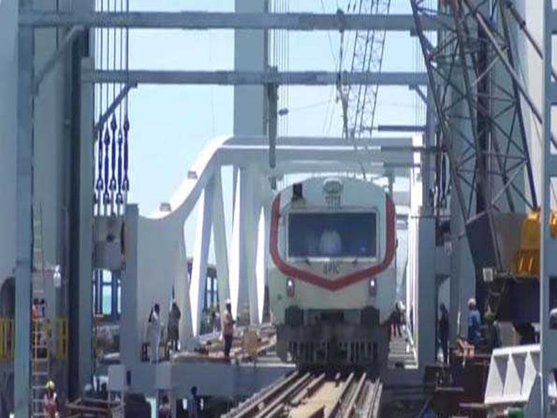 The new, famous Pamban Bridge is now open for traffic.