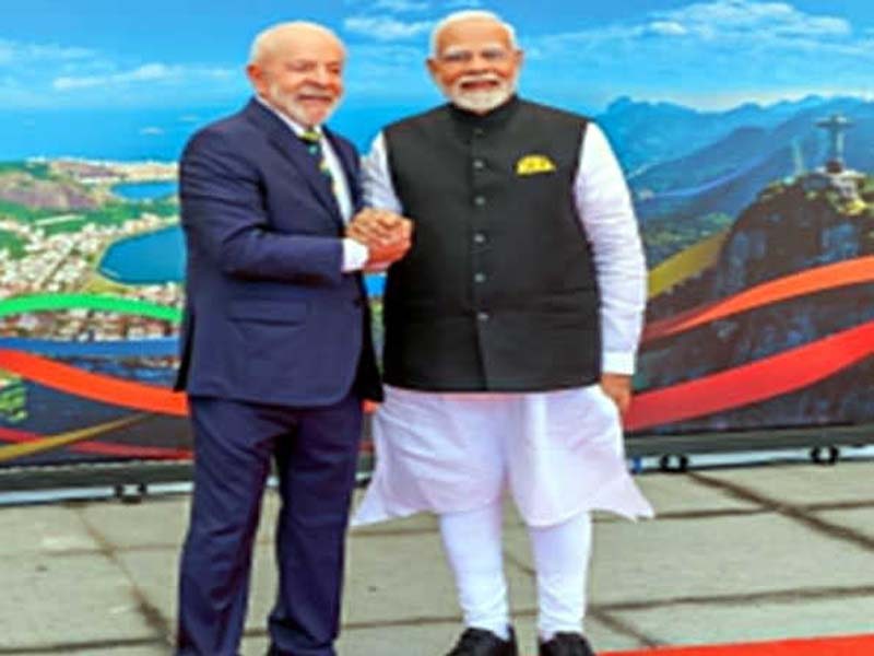 PM Modi Welcomed by President Lula da Silva at G20 Summit