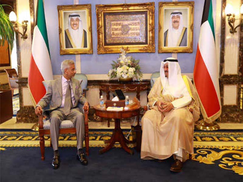 EAM in Kuwait calls on the Kuwaiti PM and talks with a counterpart about strengthening ties.