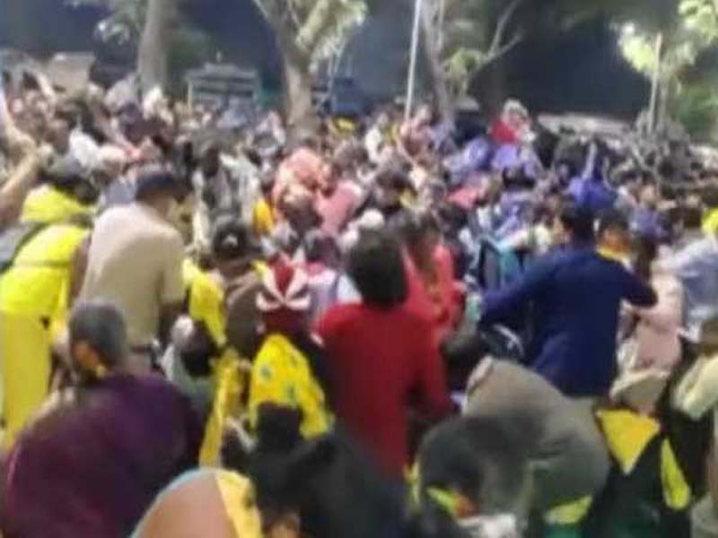 AP Govt Offers ₹25 Lakh Aid to Tirupati Stampede Victims’ Families