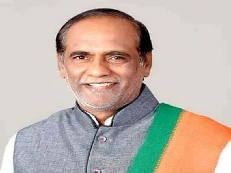 BJP blames Cong for forsaking Telangana farmers.
